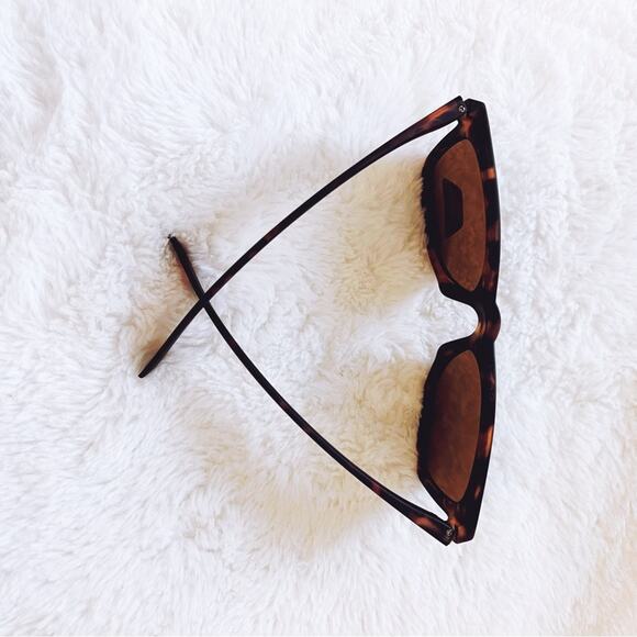 Maya Tortoise Brown Polarized Sunglasses - Picture 5 of 9